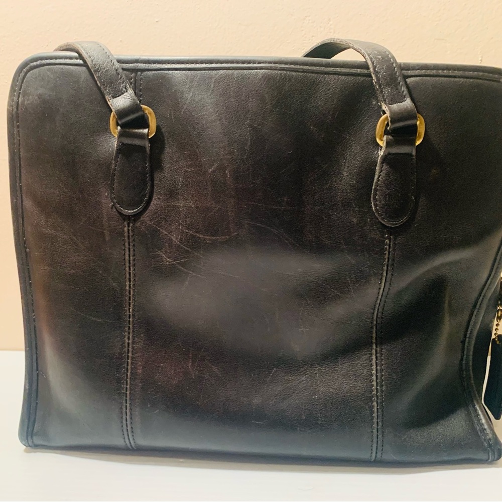 Coach Vintage Classic Compartment Shoulder/Tote Black Glovetanned Leather - Picture 2 of 13